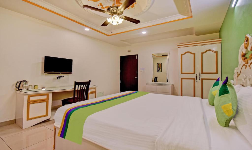 Двухместный ([Sanitized] Deluxe Double Room), Hotel Raj Elegance - Manayata Tech Park