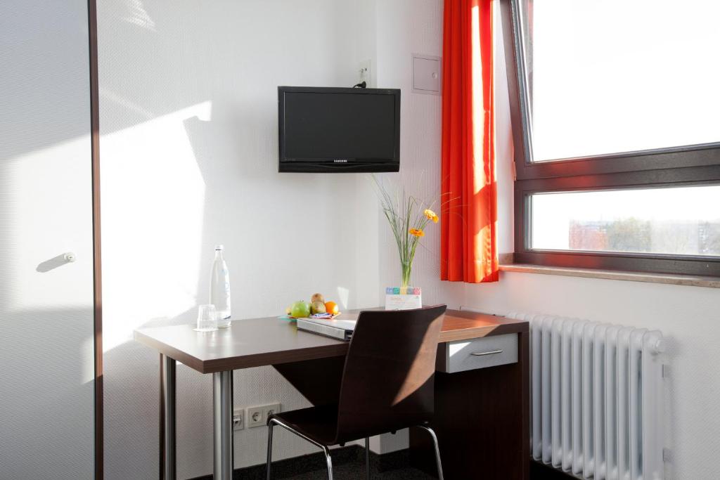 Двухместный (Двухместный номер с 2 отдельными кроватями), Jugendherberge City-Hostel Köln-Riehl
