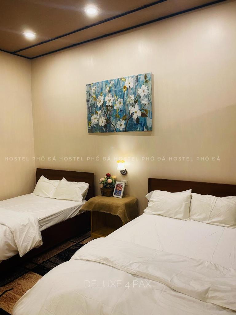 Четырехместный (Номер Делюкс с 2 кроватями размера «queen-size»), Phố Đá Hotel