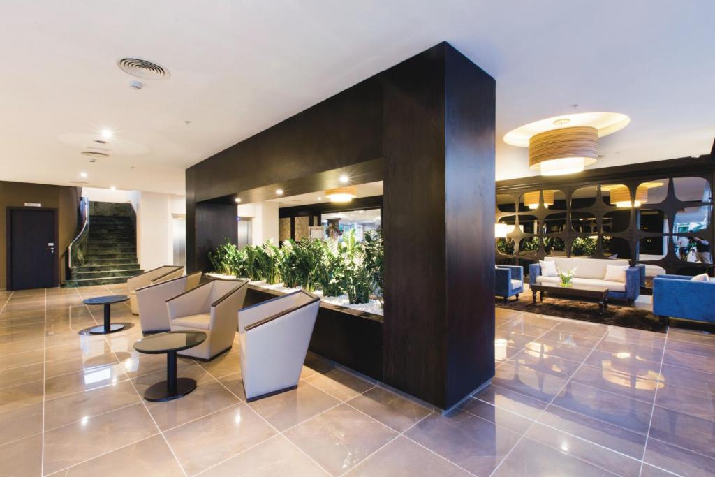 Hotel Riu Bravo - 0'0 All Inclusive photo 4