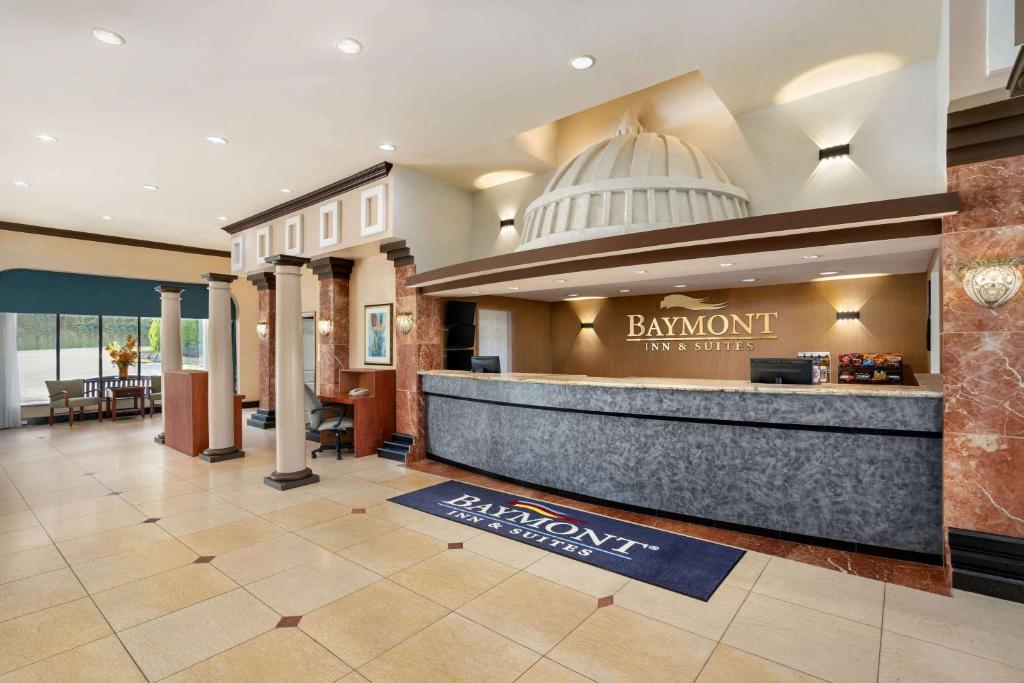 Baymont by Wyndham Bremerton WA photo 1