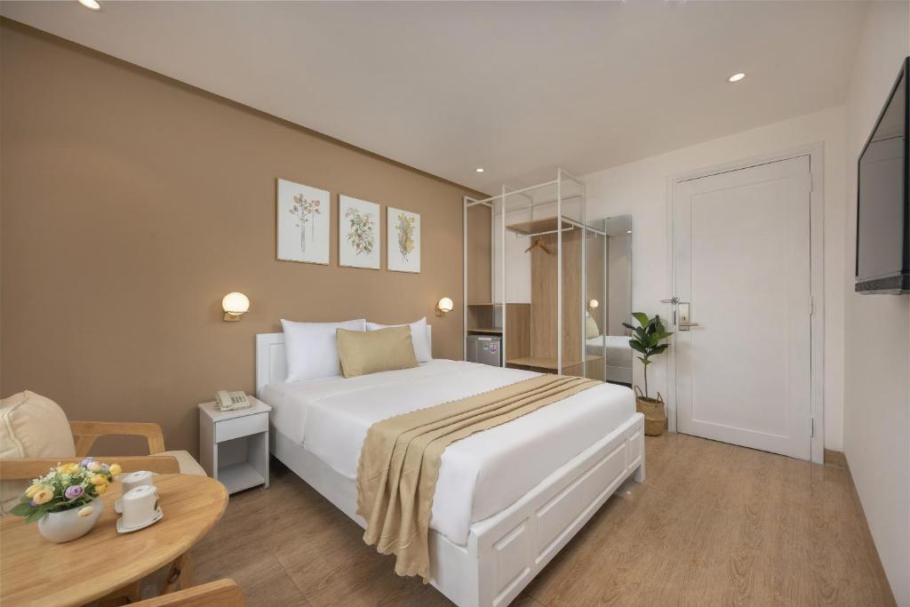 Двухместный (Номер Делюкс с кроватью размера «king-size»), Gold Beach Hotel