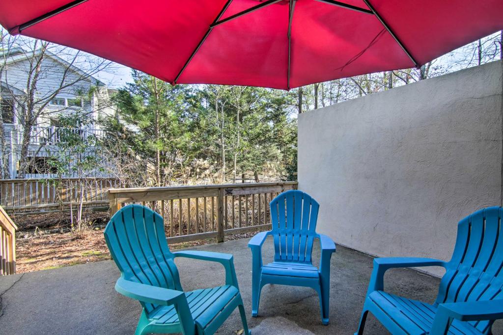 Townhome with Outdoor Shower Less Than 1 Mile to Downtown photo 1