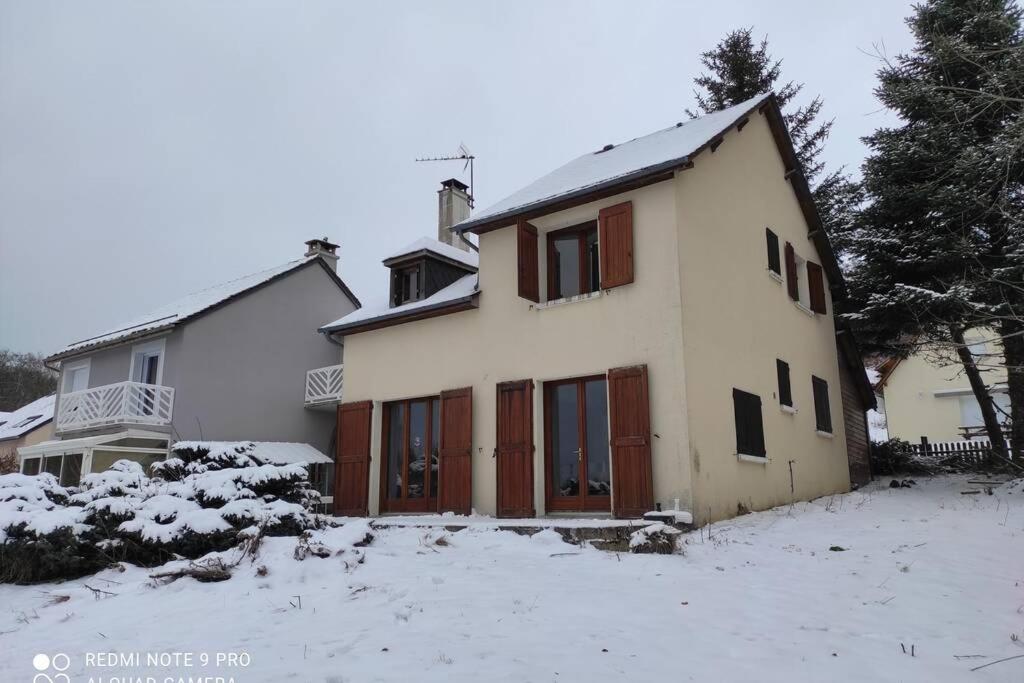 maison forêt d'Aubrac , au coeur de la nature photo 2