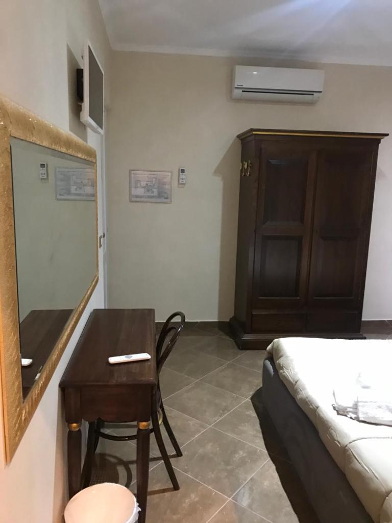 Guest House Bracciano RM Room Type - Double Room with Private Bathroom