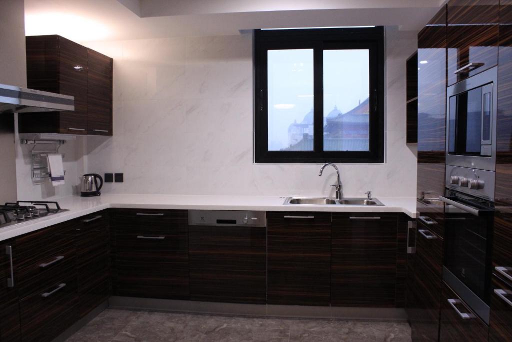 Сьюит (Суперлюкс с 3 спальнями — Для некурящих), Lee Garden Service Apartment