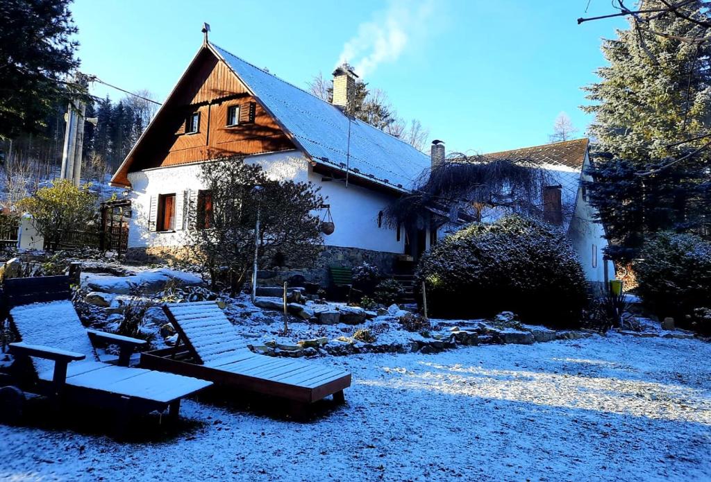 Chaloupka u lesa photo 1