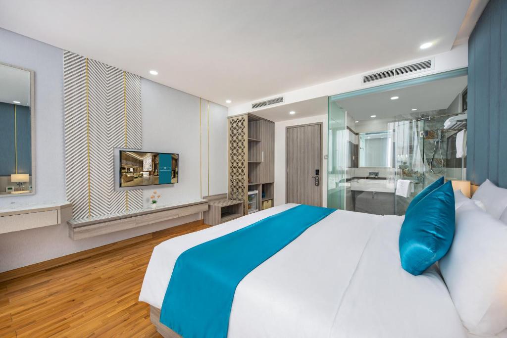 Двухместный (Улучшенный двухместный номер с 1 кроватью), Calix Hotel