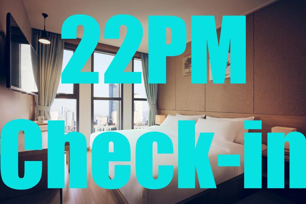 Двухместный (Standard Double Room - Late Check-In 22:00 (only for 1 day)), Hotel POCO