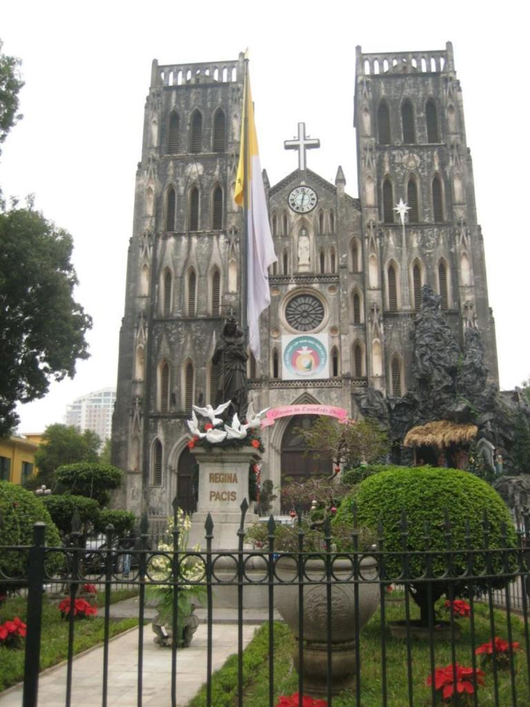 Hanoi Street Hotel