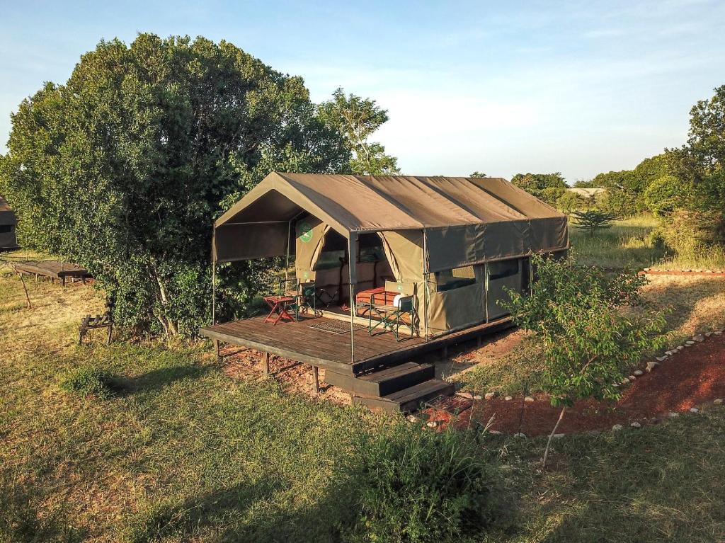 Julia's River Camp photo 2