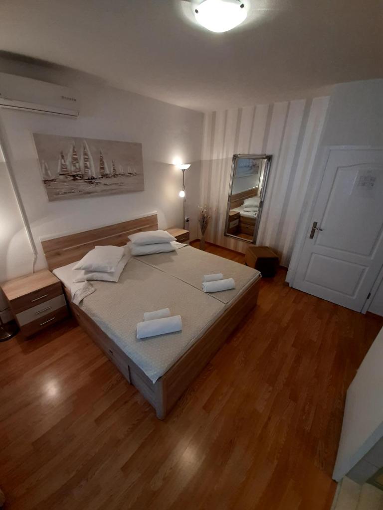 Apartments Adria