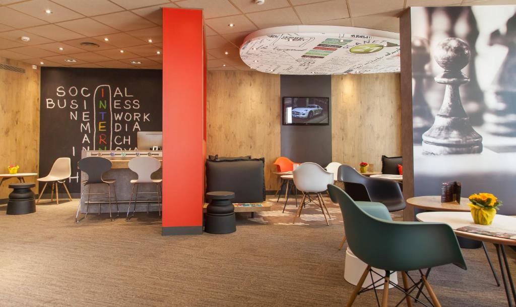 ibis Poitiers Centre photo 3