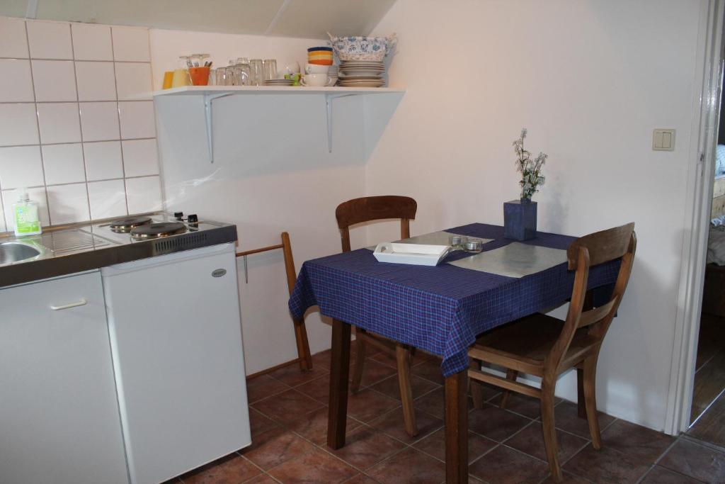 Appartement Het Kleine Huisje met bedstee photo 2