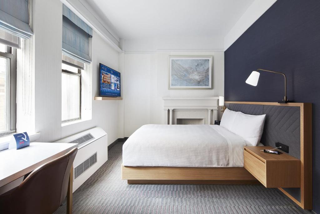 Club Quarters, Times Square - Midtown image