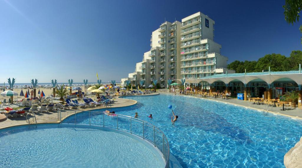 Hotel Boryana photo 1