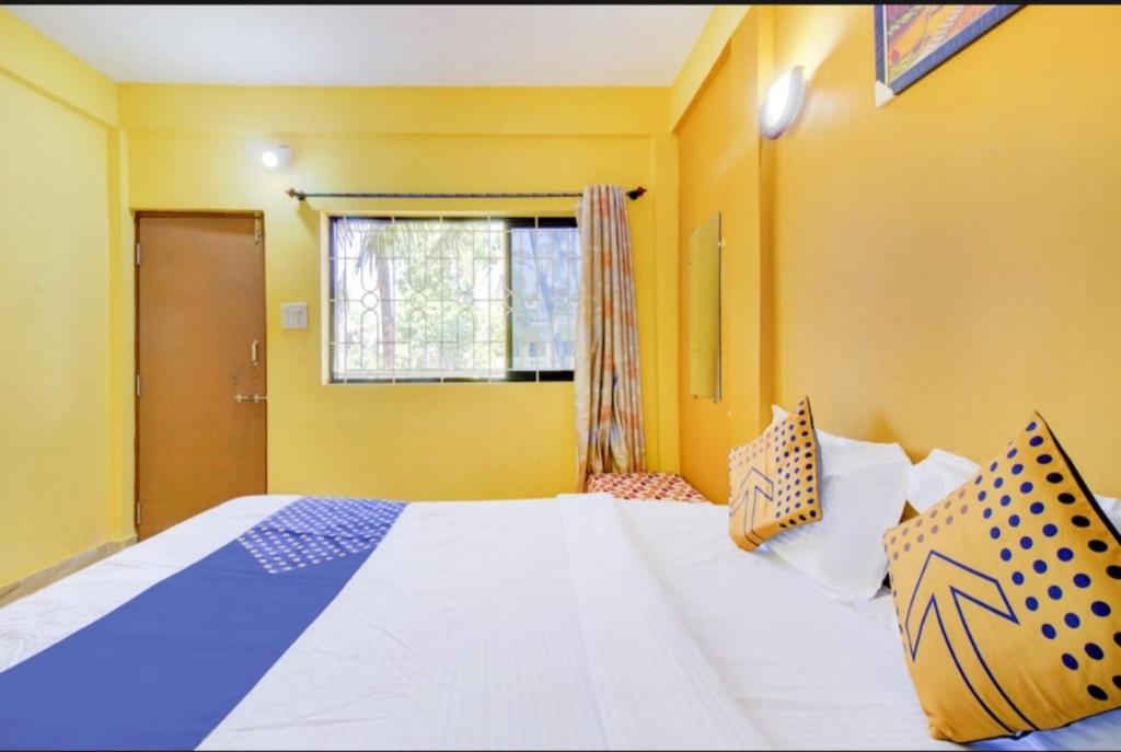 Двухместный (Двухместный номер Делюкс с 1 кроватью и балконом), Samantha Inns Beach Resort