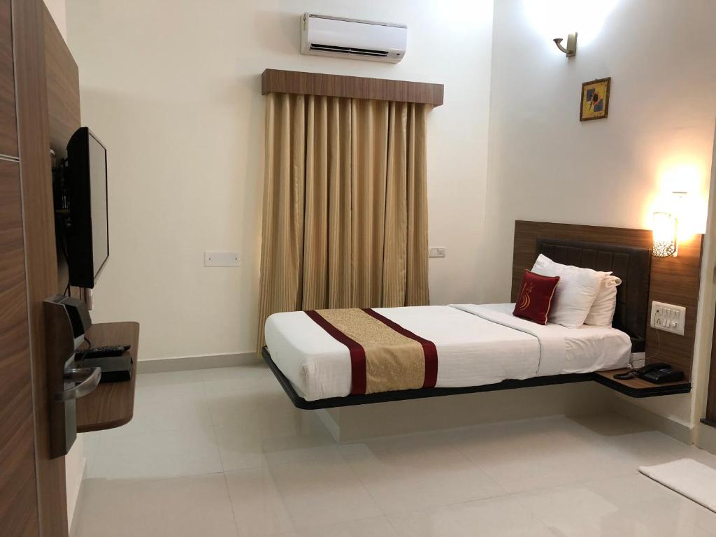 Студио (Номер-студио), Hotel Grand Bee
