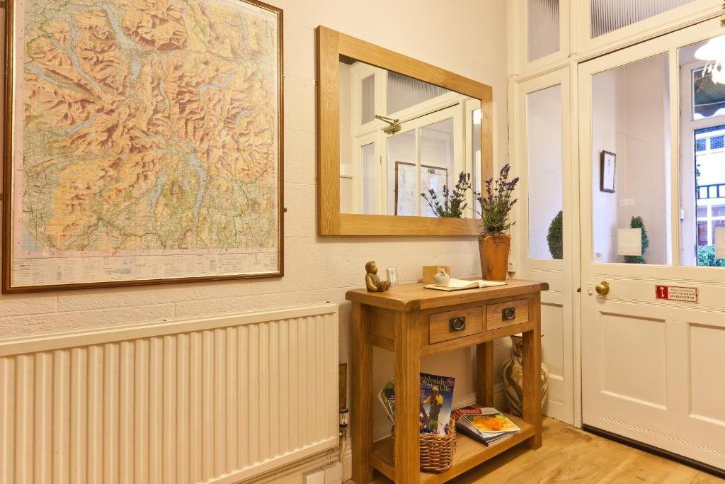 Norwood House photo 4