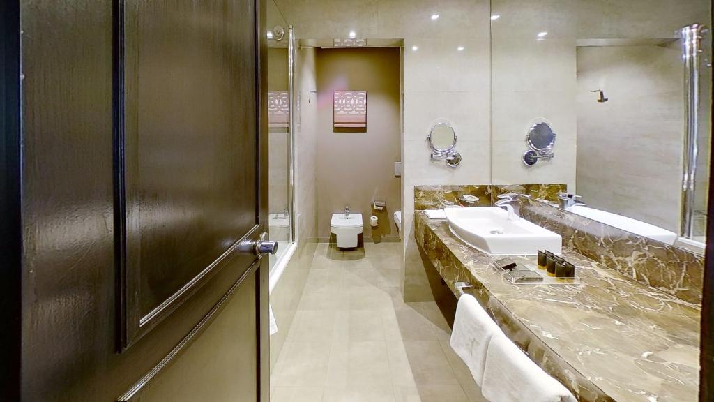 Двухместный (Номер Делюкс с кроватью размера «king-size»), Mövenpick Hotel Casablanca