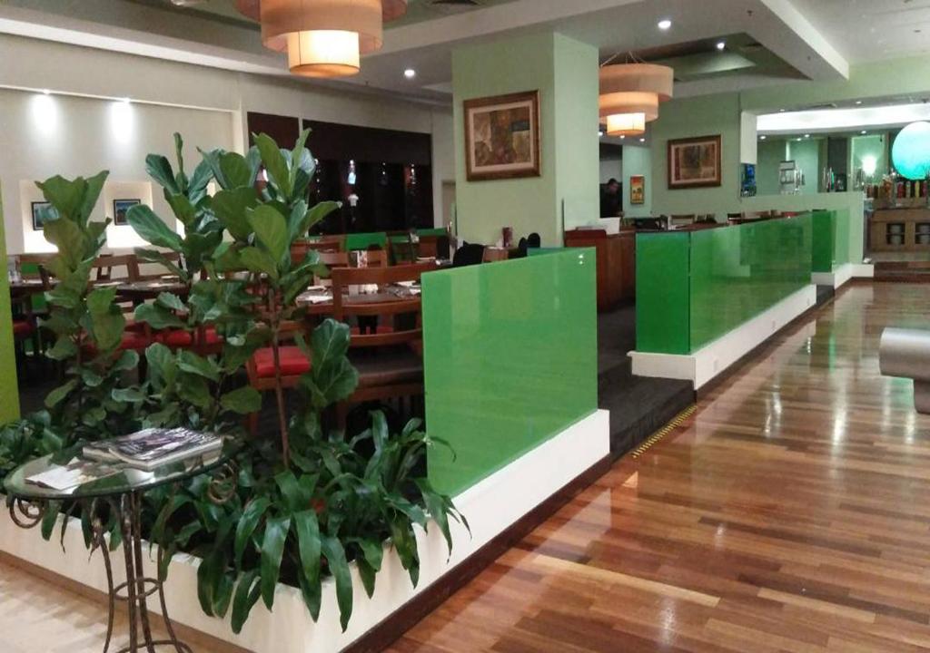 Апартаменты (Представительский люкс-студио), ALPHA Service Suite at Times Square K.L