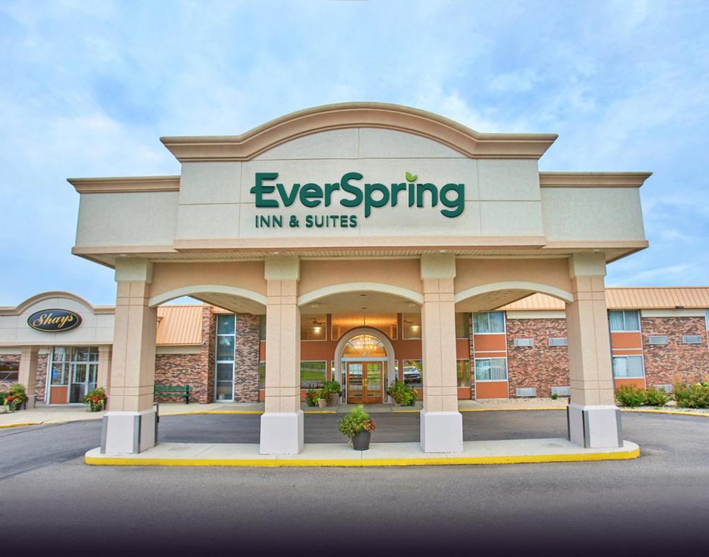EverSpring Inn and Suites photo 2