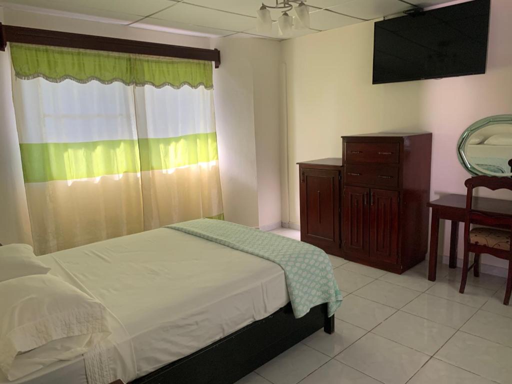 HOTEL CARISABEL photo 3