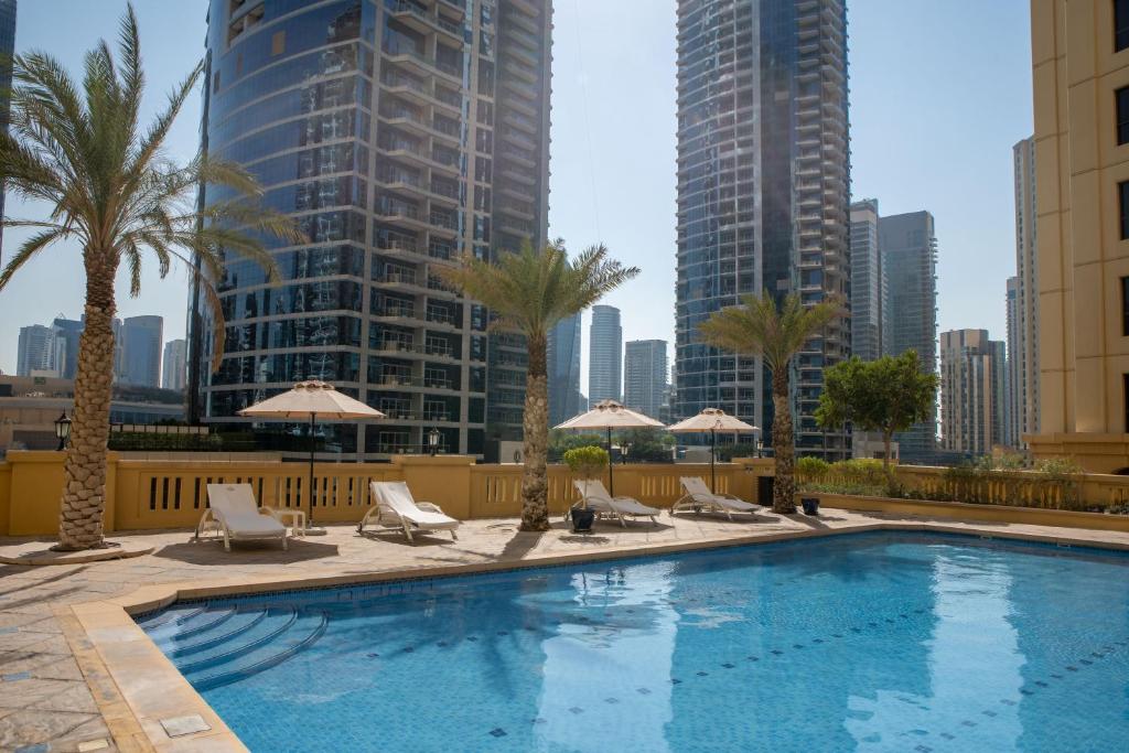 {
  "en-gb": "Suha JBR"
} photo 1
