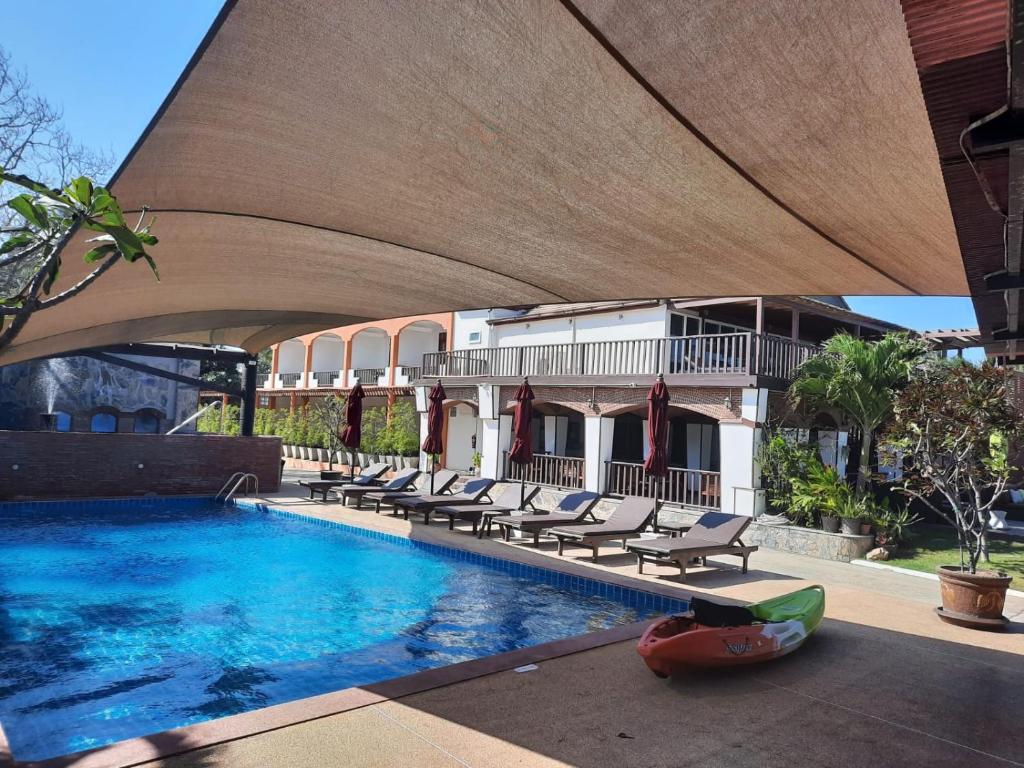 Palm Beach Resort photo 1