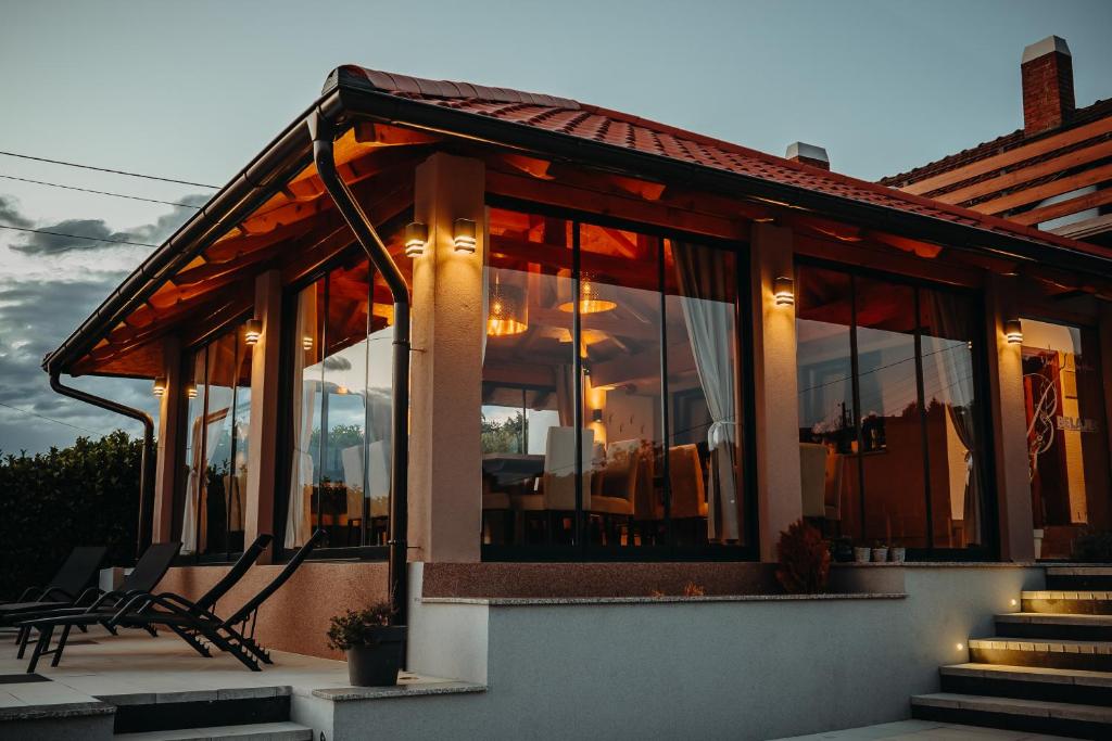 Holiday House Belajec photo 1