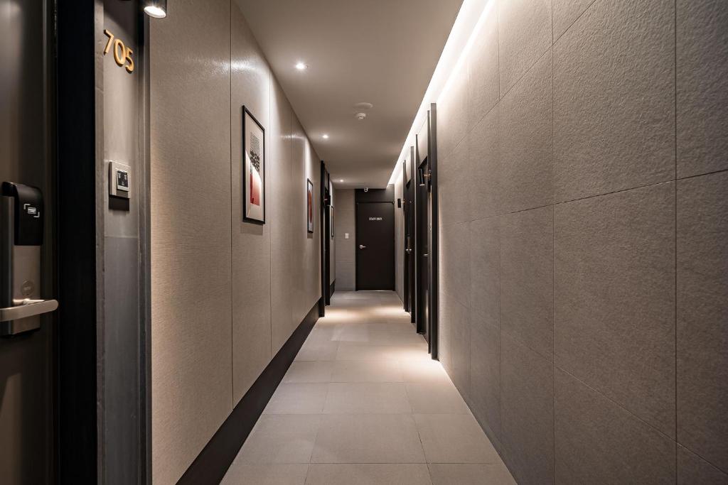 Brown Dot Hotel Signature photo 1