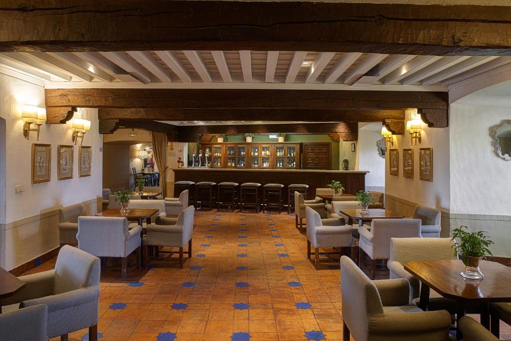 Parador de Oropesa photo 2