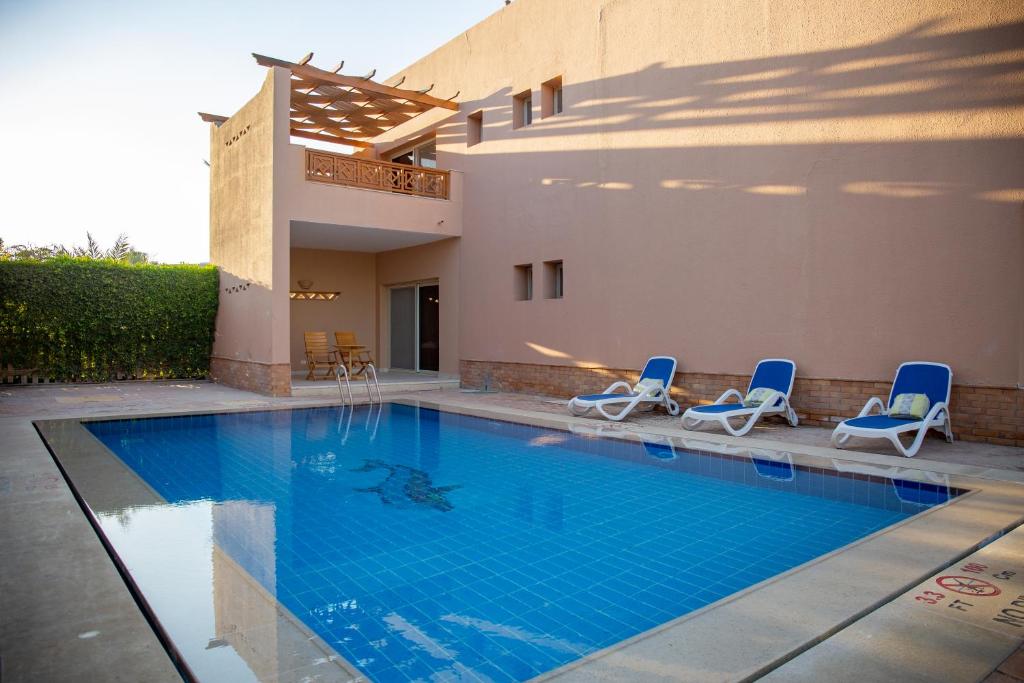 Вилла (Вилла с 3 спальнями и отдельным бассейном), Continental Hotel Hurghada