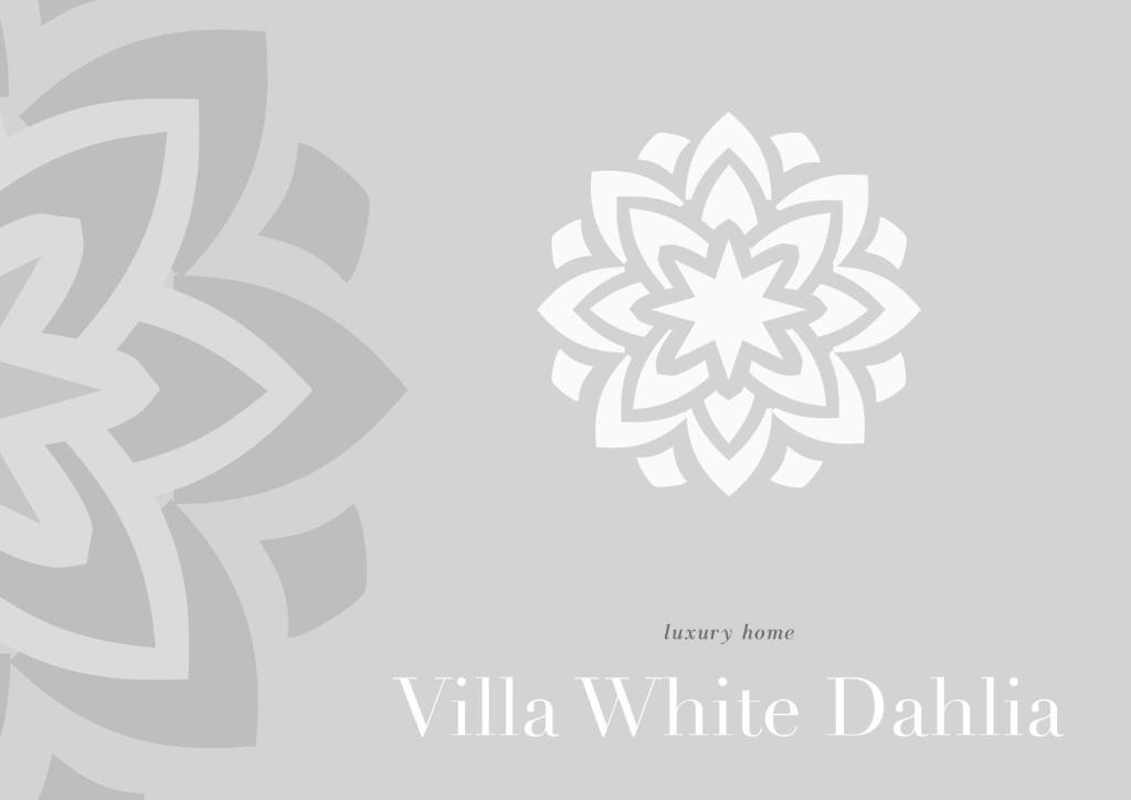 Villa White Dahlia photo 3