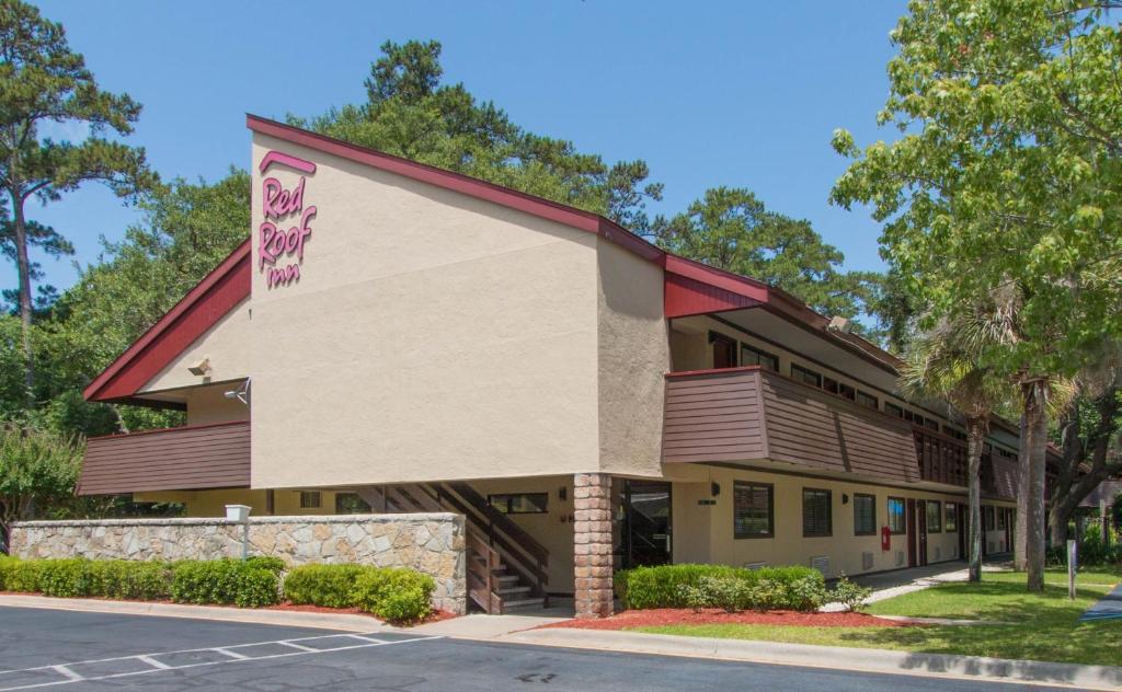 Red Roof Inn Hilton Head Island image