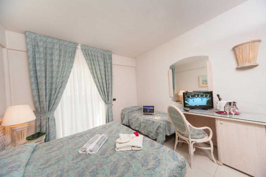 Hotel Ambasciatori photo 4