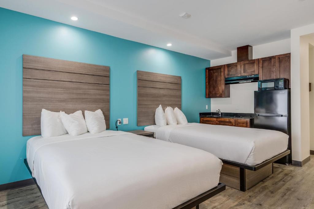 Americas Best Value Inn & Suites Katy photo 4
