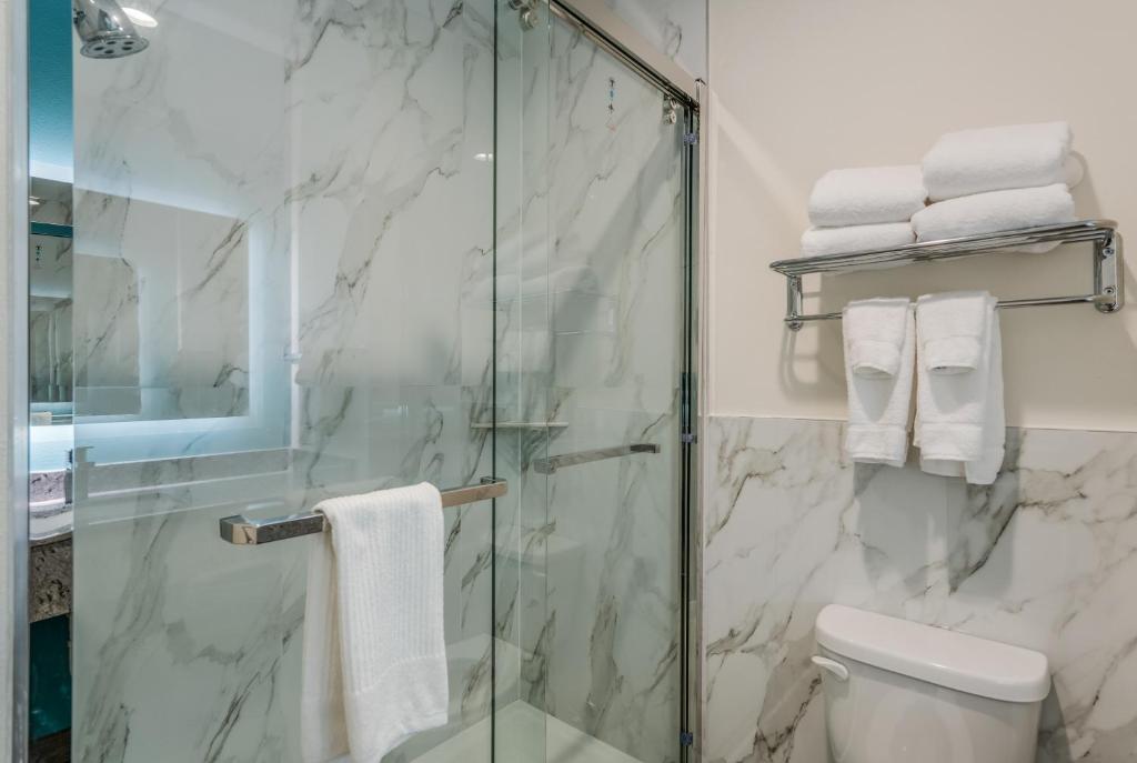 Americas Best Value Inn & Suites Katy photo 1