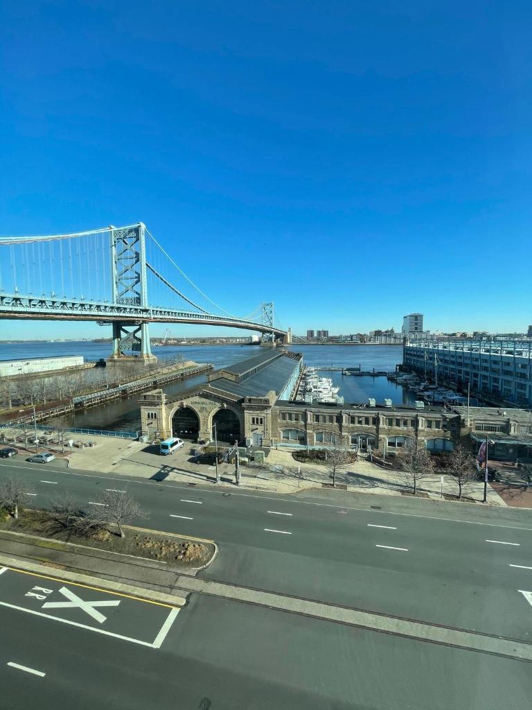 Holiday Inn Express Philadelphia Penn's Landing, an IHG Hotel photo 4