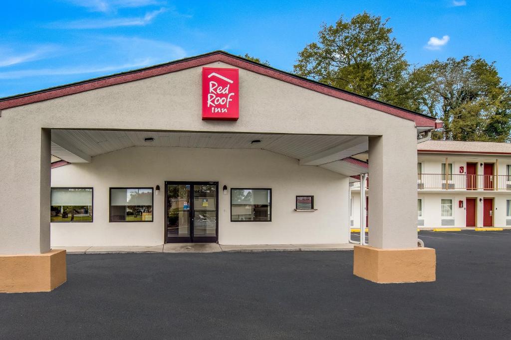 Red Roof Inn St George, SC photo 1