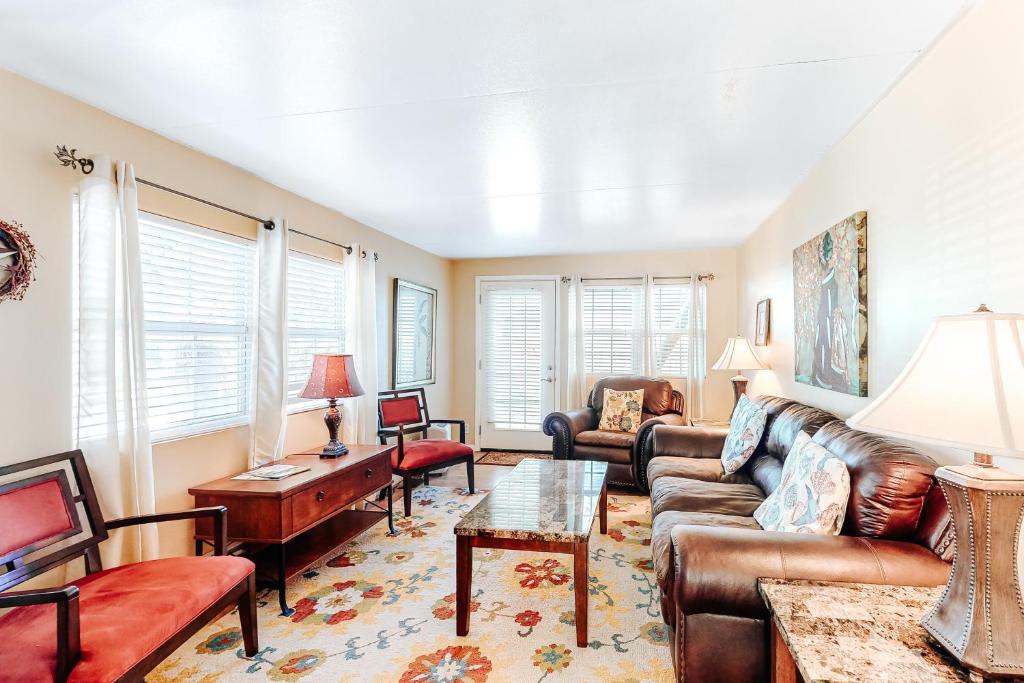 Long Island Village Unit 638 Sand Dollar Drive photo 1