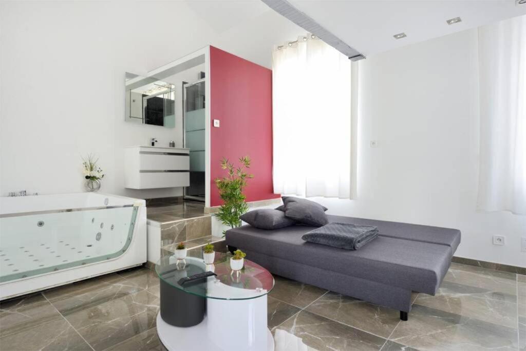 La suite de Mont-Vert (Jacuzzi privatif) photo 1