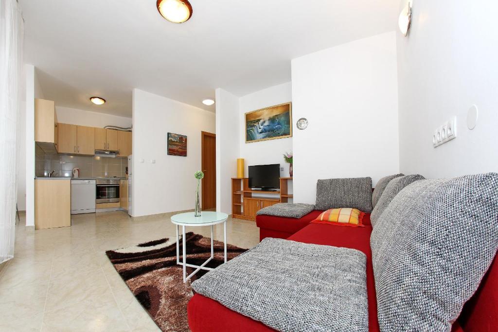 Апартаменты (Апартаменты с 2 спальнями и террасой), Apartment Village Nin