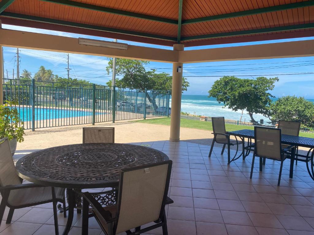 Oceania Apartments at Arecibo 681 Ocean Drive photo 4