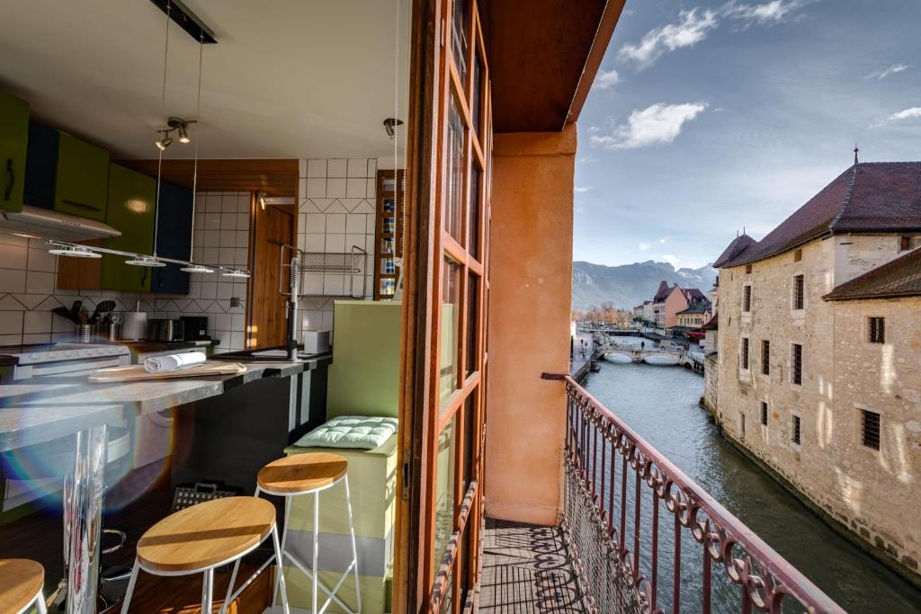 Le Balcon du Palais de l'Isle - Aprtement 4 with stunning views
