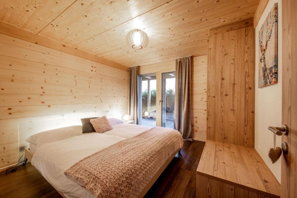 Chalet CARVE - Apartments EIGER, MOENCH and JUNGFRAU photo 4