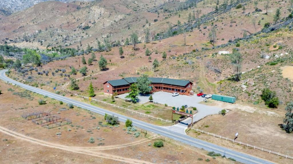 Corral Creek Lodge photo 1