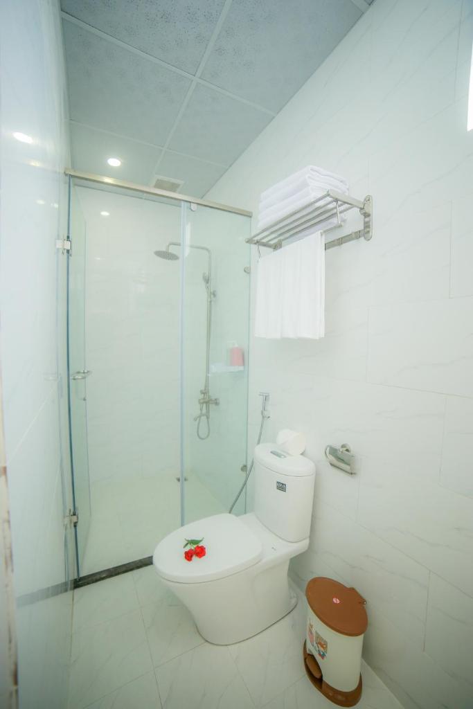 Nhật Nguyên Hotel