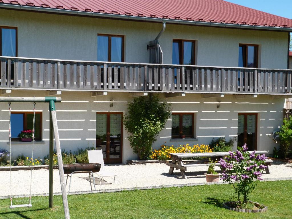 LA GRANGE DE HAUTE-JOUX photo 2