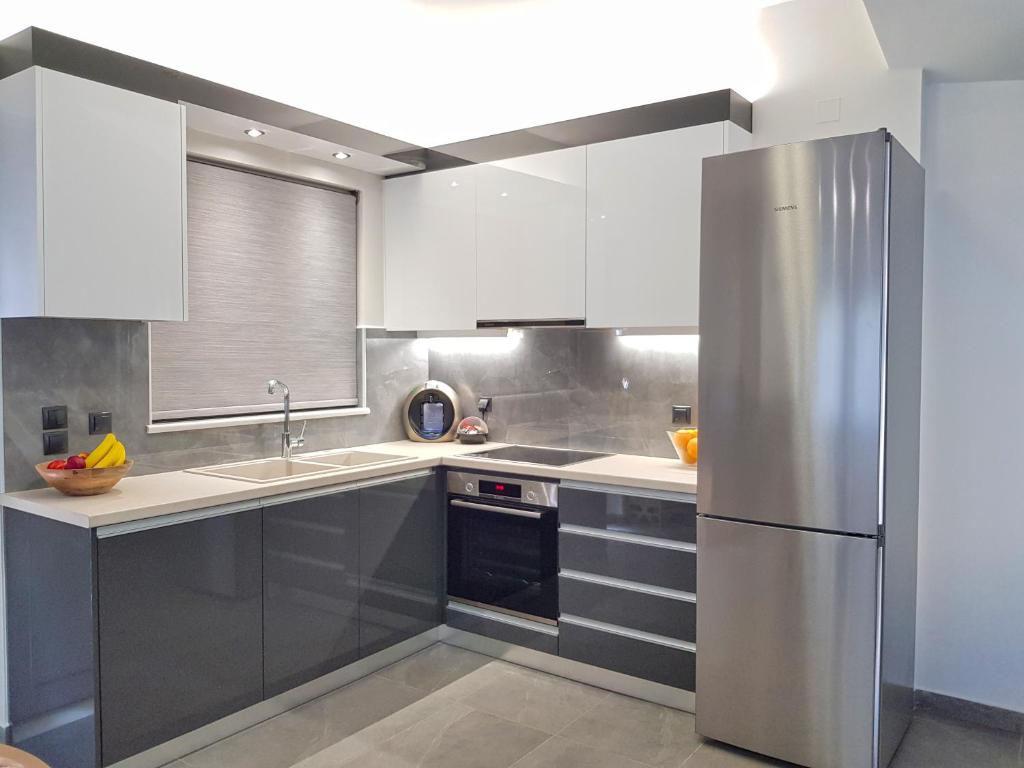 Four Seasons Homes photo 3